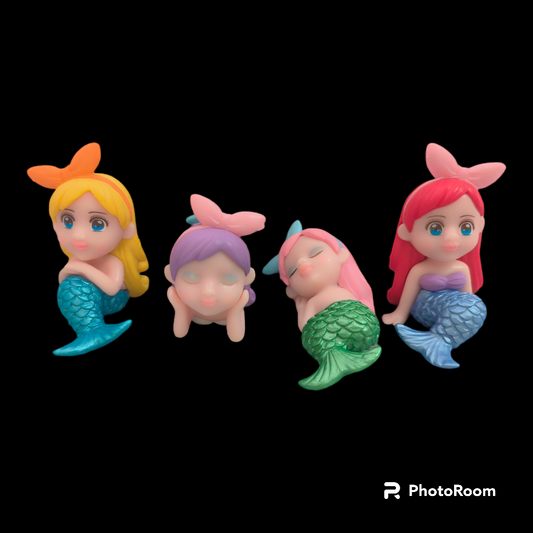 MINIATURE COUPLE  SITTING  MERMAID 4 PCS