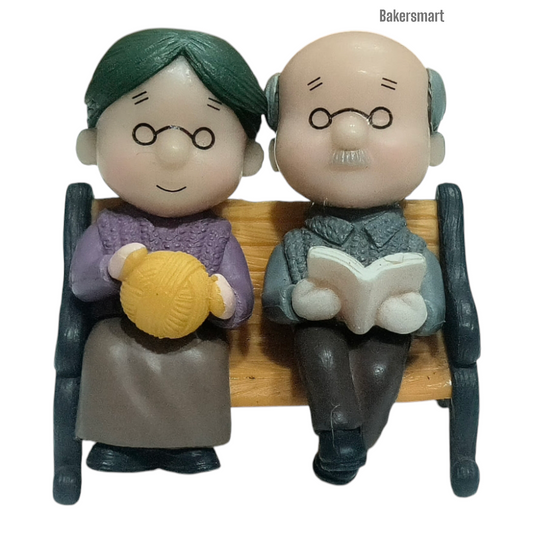 MINIATURE COUPLE  # 11